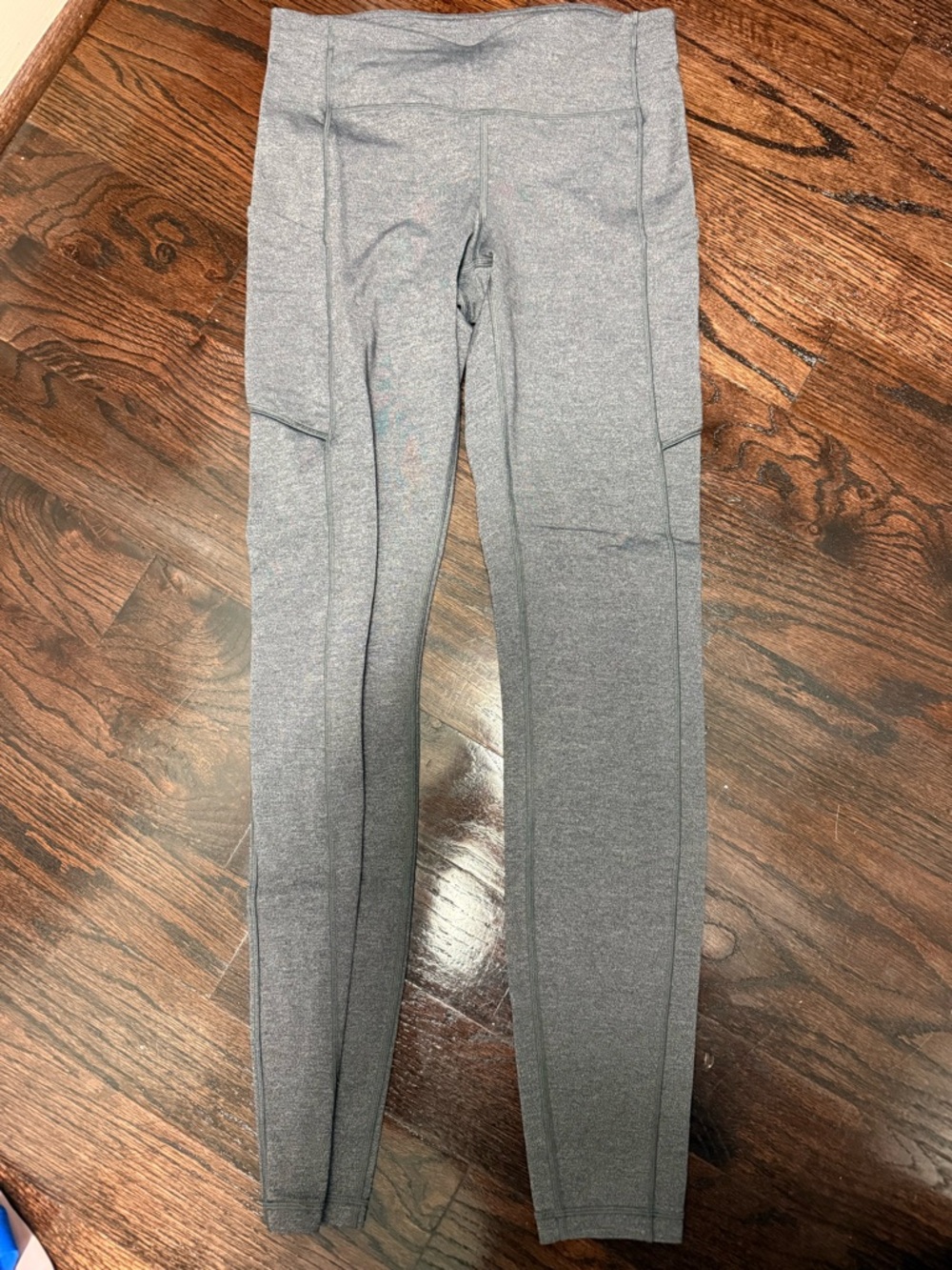 lululemon athletica Women’s Grey Performance Leggings - Size 6